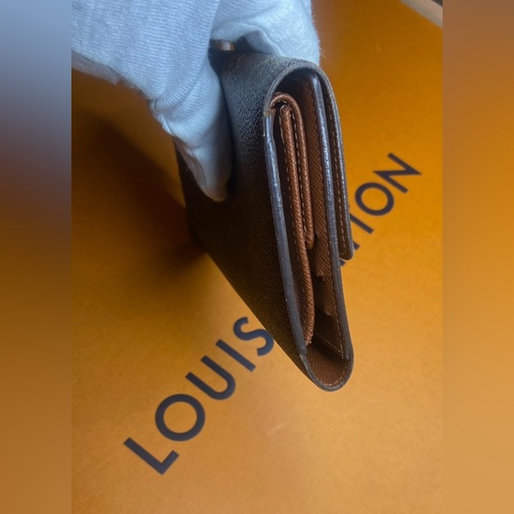 LOUIS VUITTON ❤️❤️ PORTE TRESOR INTERNATIONAL TRIFOLD MONOGRAM LONG WALLET - Picture 7 of 15